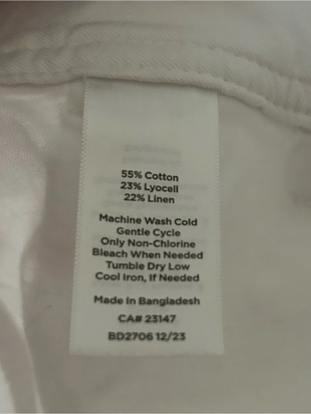 Talbots Size14 White Patch Pocket Shorts, Front Zip,Roll Bottom  6.5/4 in Inseam